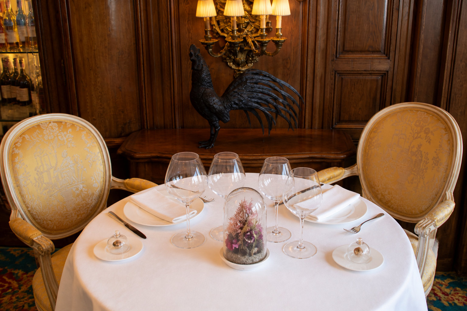 Le Chantecler: Artistic Heritage at the Negresco