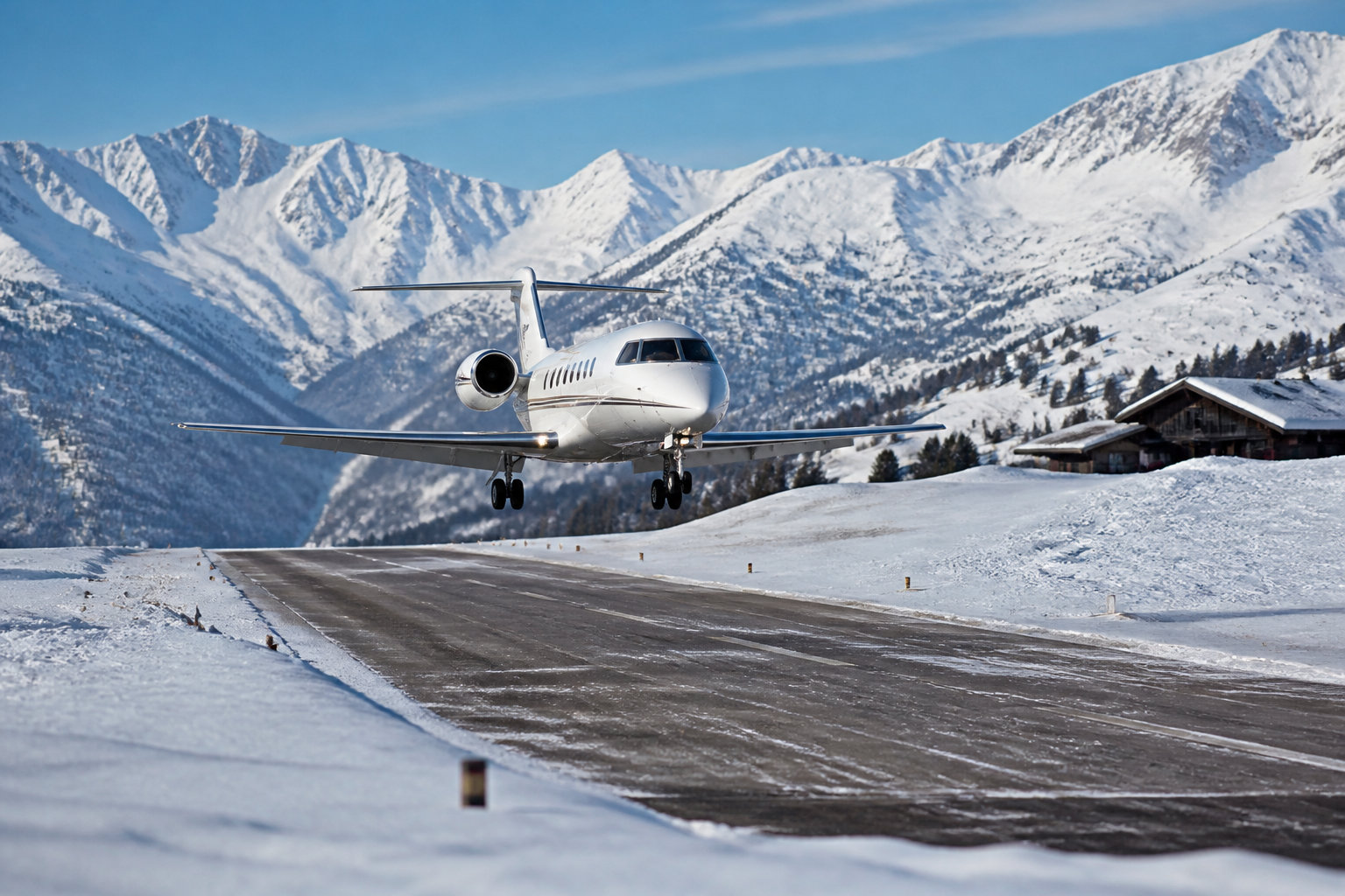 Mastering Specialized Landings and Last-Mile Links